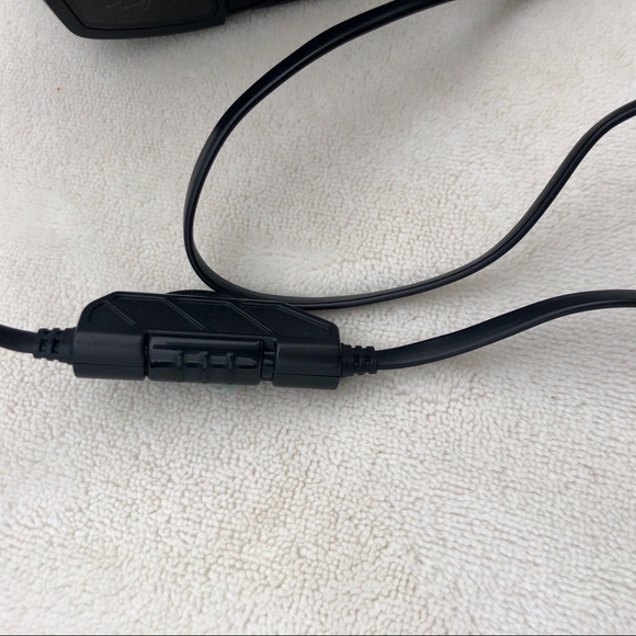 Broken AFTERGLOW HEADSET Not working!! - Picture 3 of 4